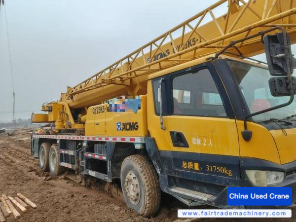 Buy XCMG 25K5 Used Crane / 1